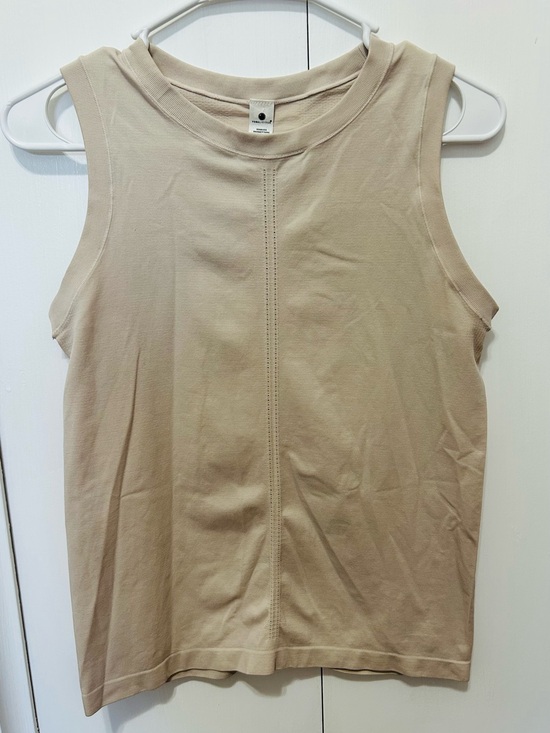 Yogalicious Tops - Yogalicious Beige Rib-Trim Center-Stitch Tank
